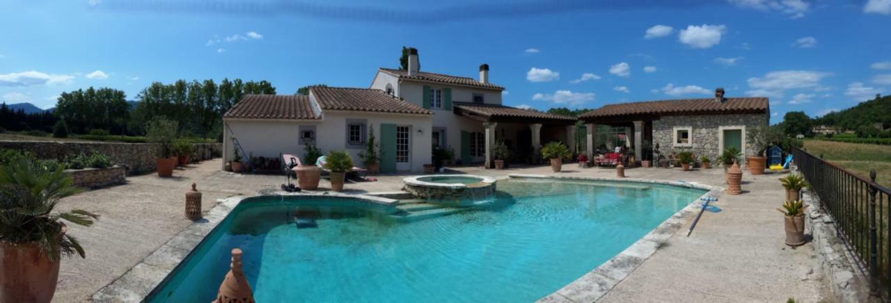 Clos St Jean Baptiste Tourves Exterior foto